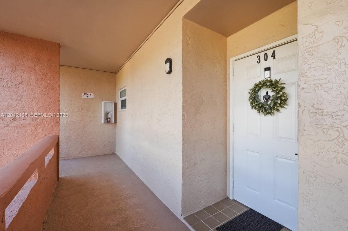 8826 W Mcnab Rd # 304, Tamarac FL 33321
