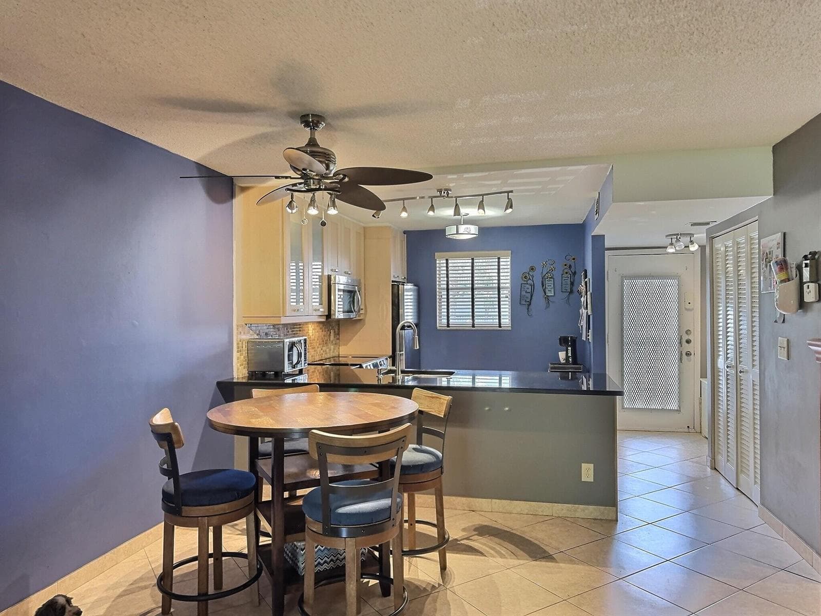 3150 Holiday Springs Boulevard # 204, Margate FL 33063 photo 5