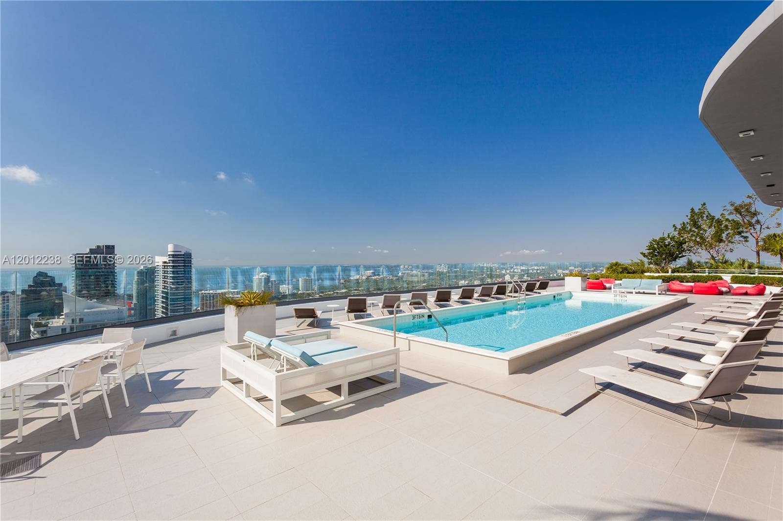 45 SW 9th St # 1604, Miami FL 33130 photo 2