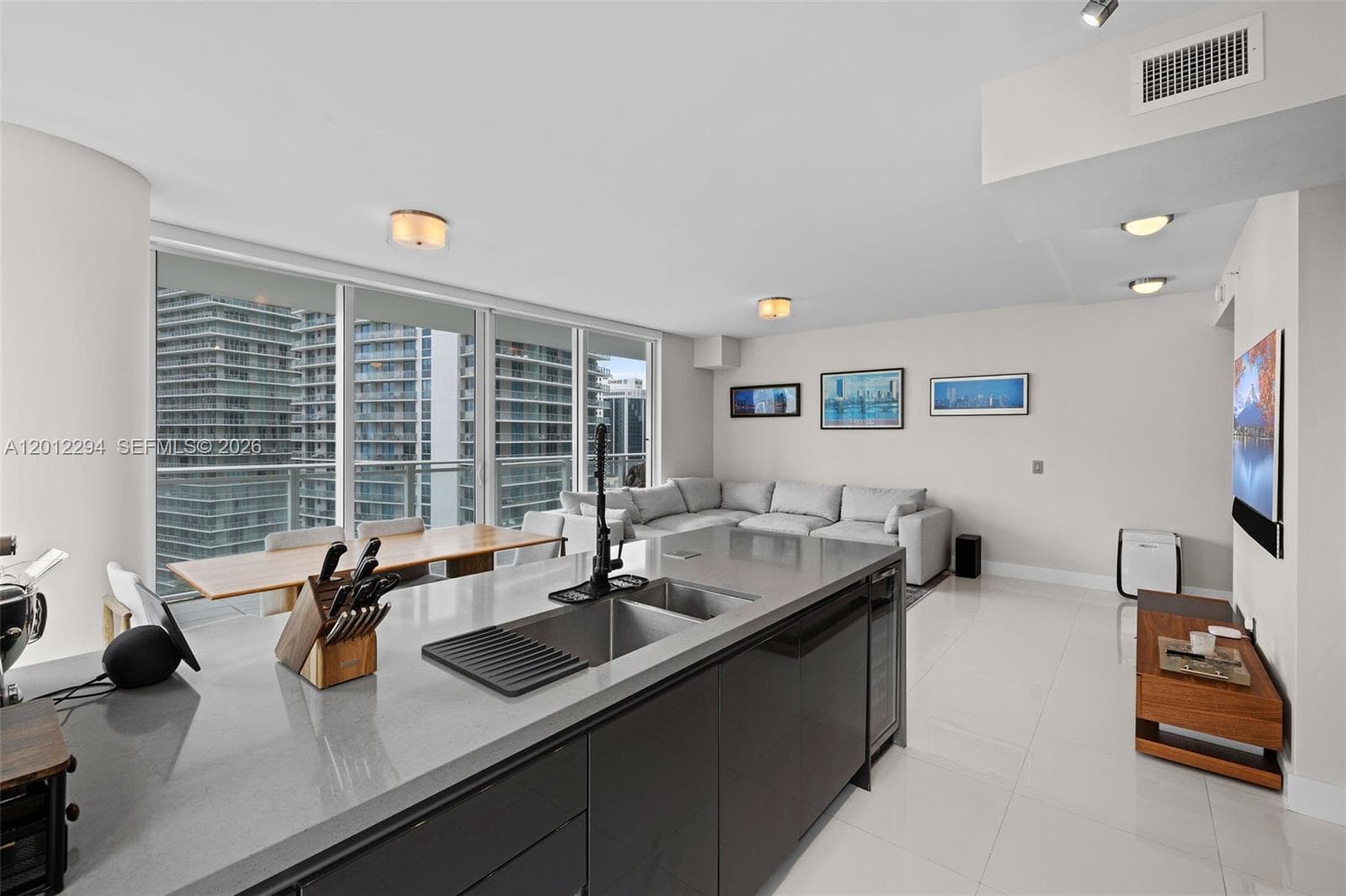 1080 Brickell Ave # 2001, Miami, FL 33131 photo 4