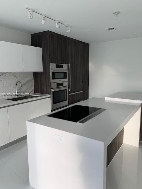 851 NE 1st Ave # 2110, Miami FL 33132 photo 2