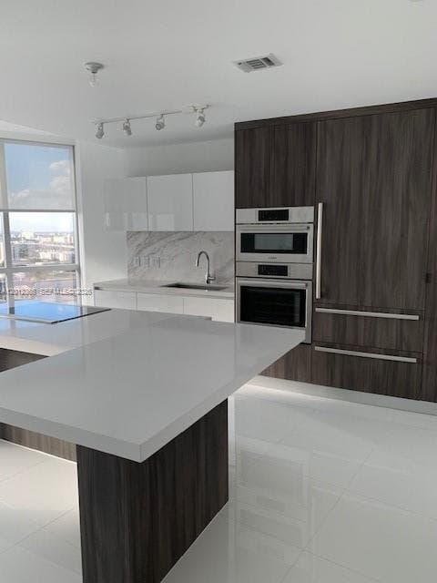 851 NE 1st Ave # 2110, Miami FL 33132 photo 3