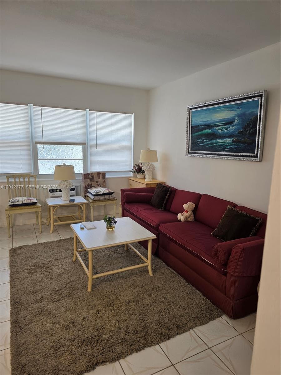 2001 S Ocean Dr # 15, Hallandale Beach FL 33009 photo 4