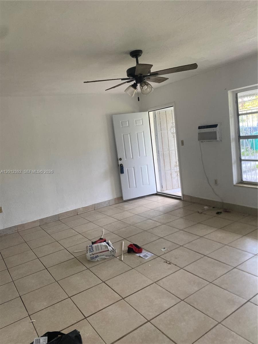 1070 NW 147th St, Miami FL 33168 photo 5