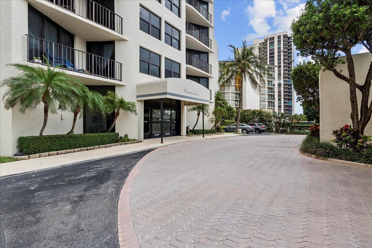 5420 N Ocean Drive # 1705, Singer Island FL 33404 photo 3