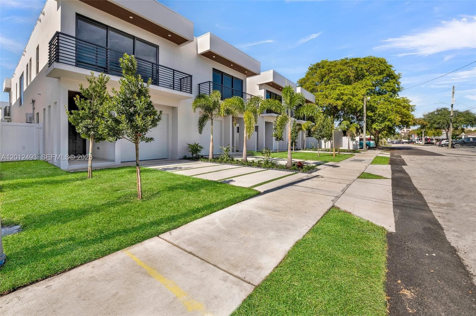 918 NE 17th Ave, Fort Lauderdale FL 33304 photo 3
