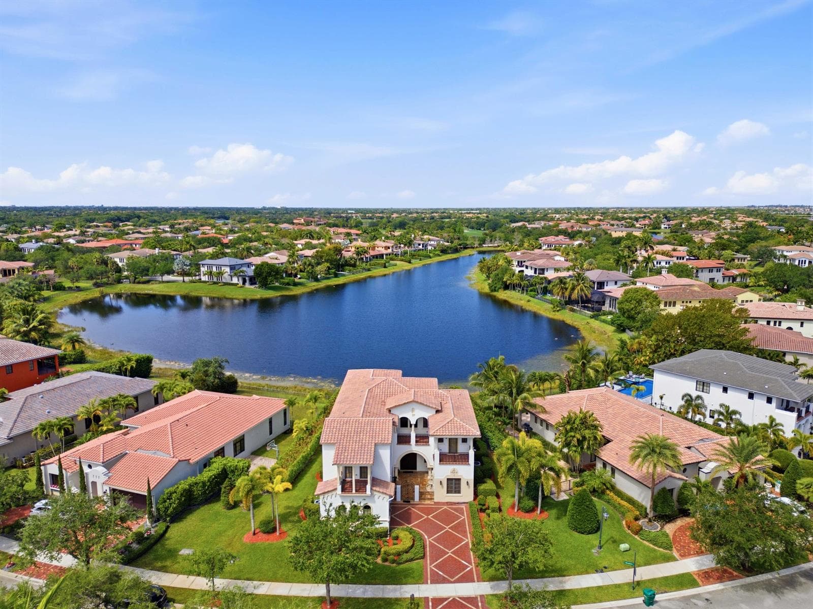 8289 Emerald Avenue, Parkland FL 33076 photo 2