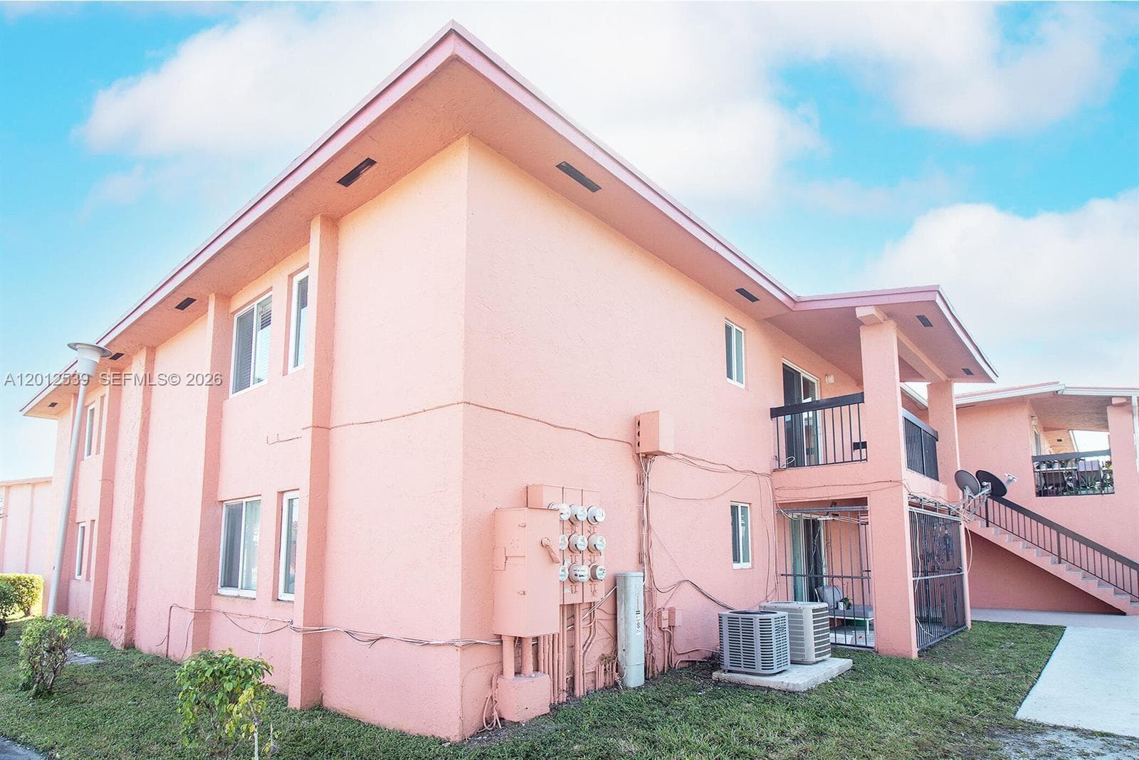 2020 NW 119th St # 1121, Miami, FL 33167 photo 2