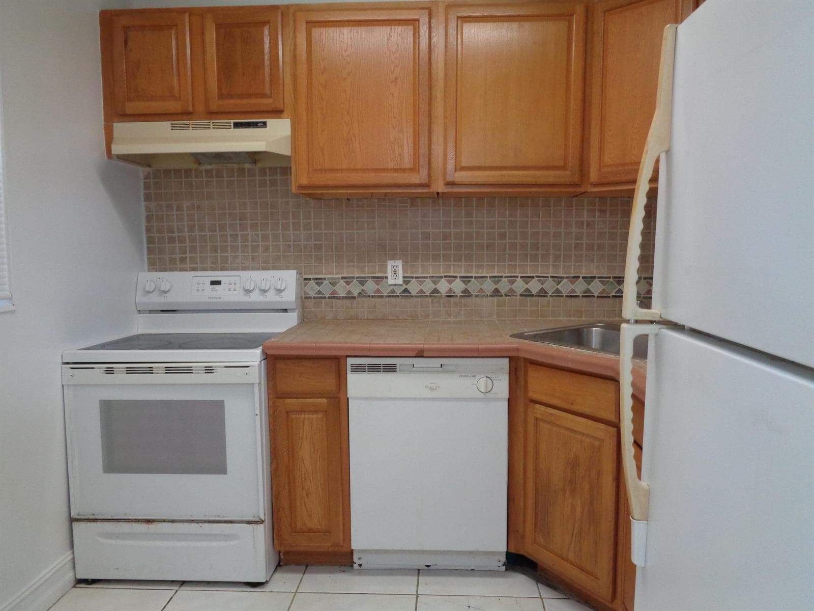 2008 Jackson Street # E9, Hollywood FL 33020 photo 4