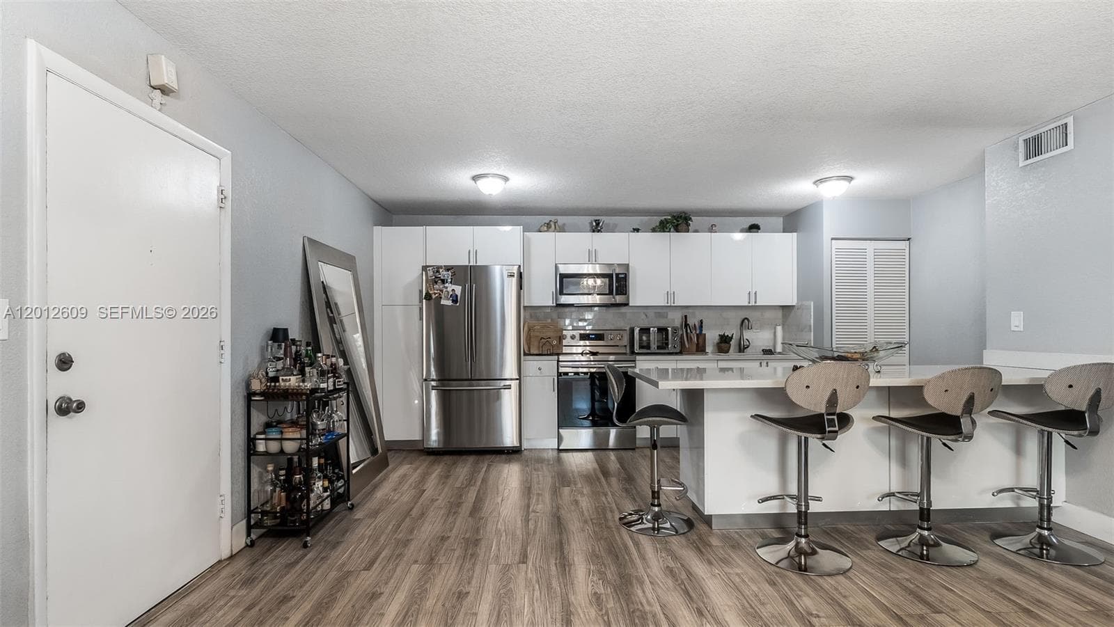 7208 Fairway Dr # I9, Miami Lakes FL 33014 photo 3