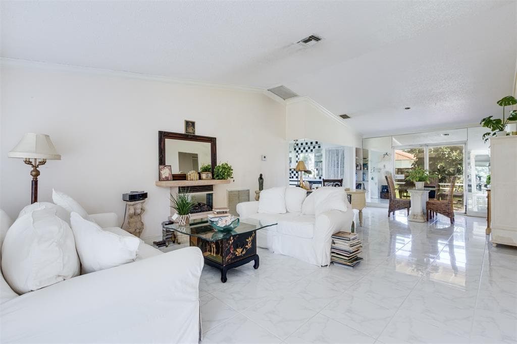 16841 Royal Poinciana Drive, Weston FL 33326 photo 2