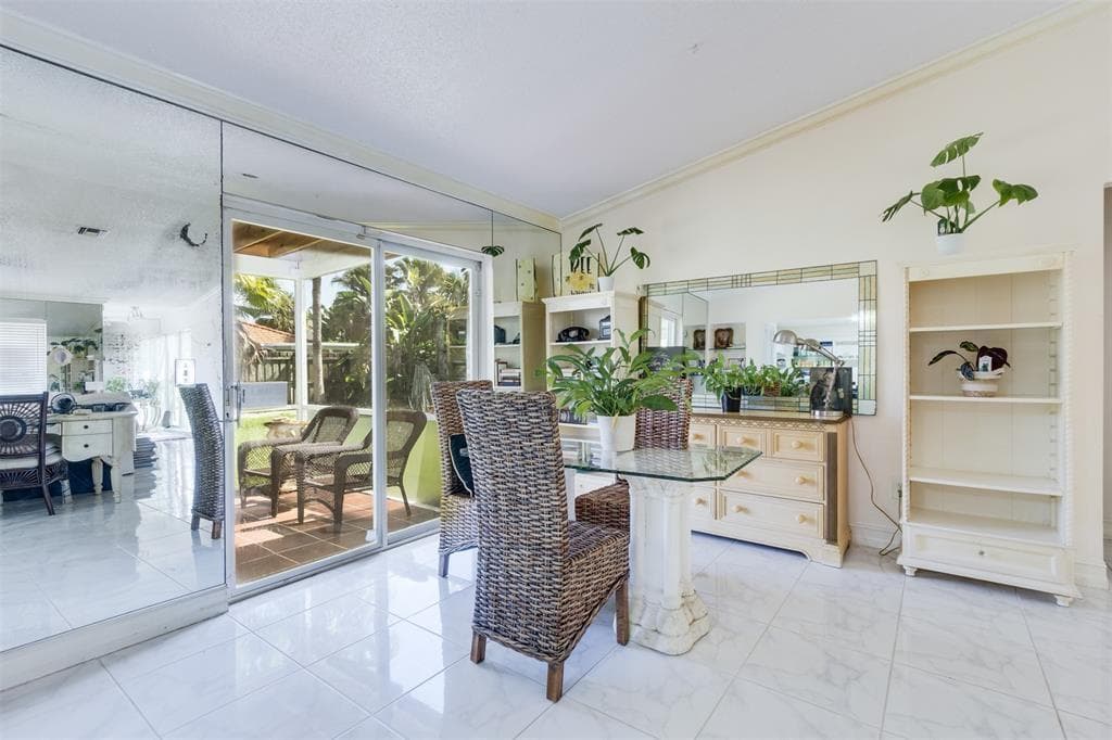 16841 Royal Poinciana Drive, Weston FL 33326 photo 4