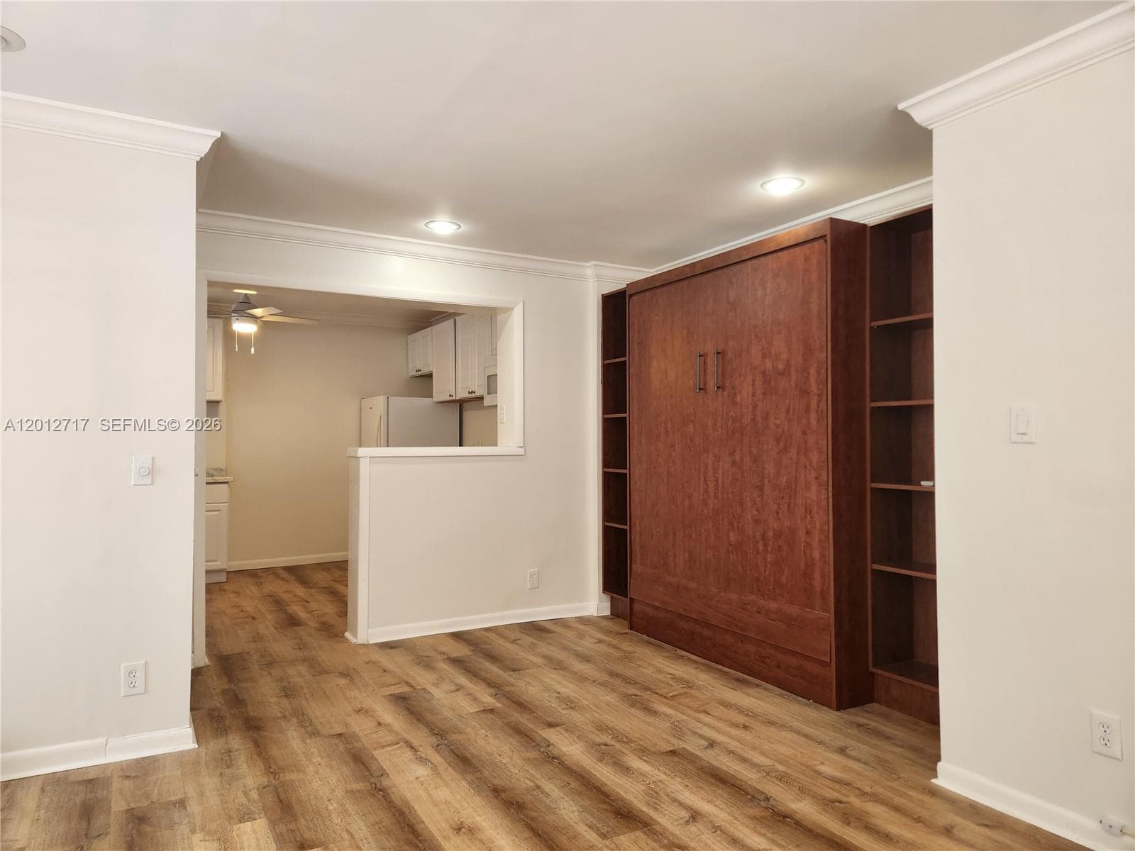 320 New York St # 1W, Hollywood FL 33019 photo 2
