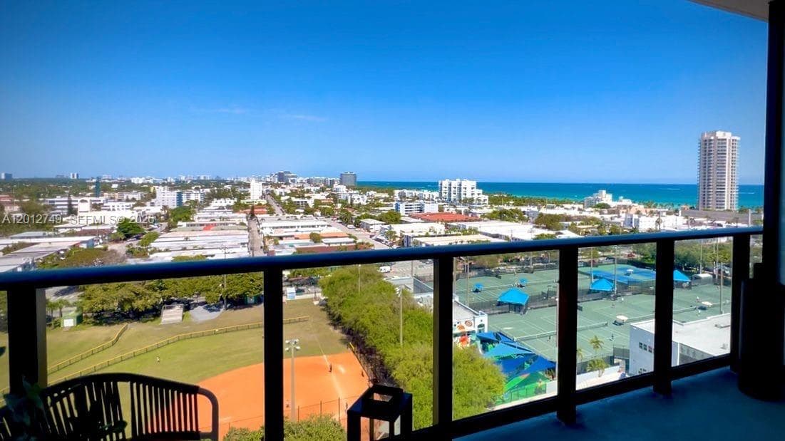 580 72nd St # 1111, Miami Beach FL 33141 photo 4