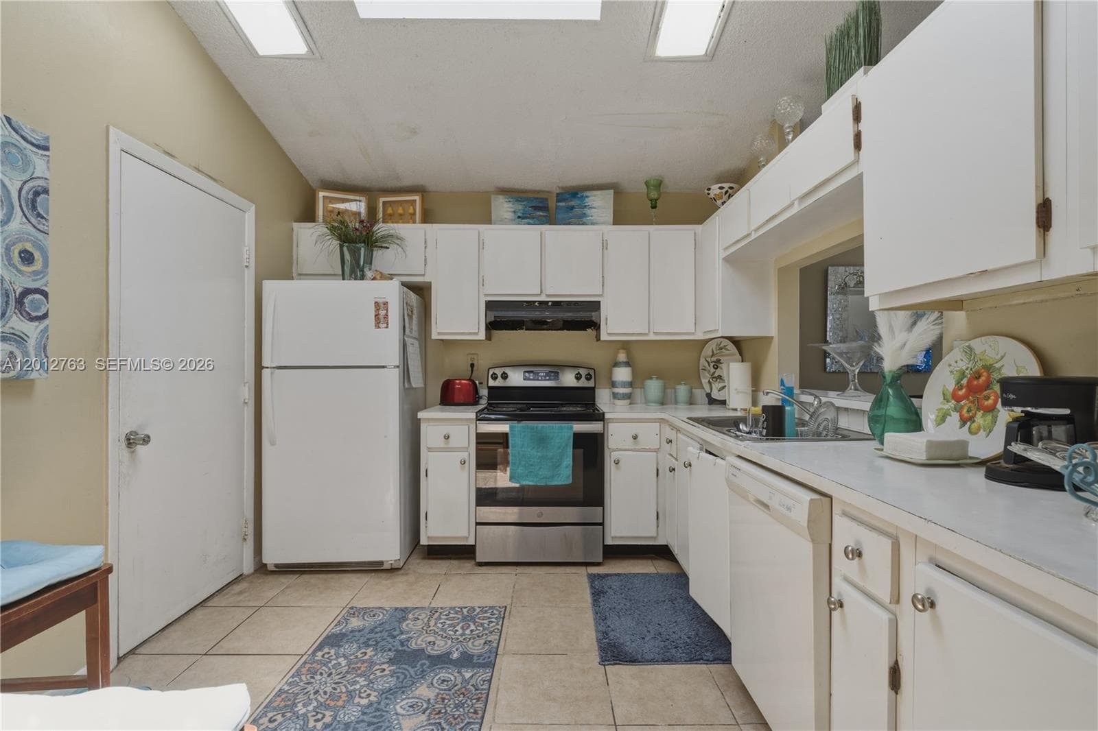 9992 Periwinkle St, Miramar FL 33025 photo 5