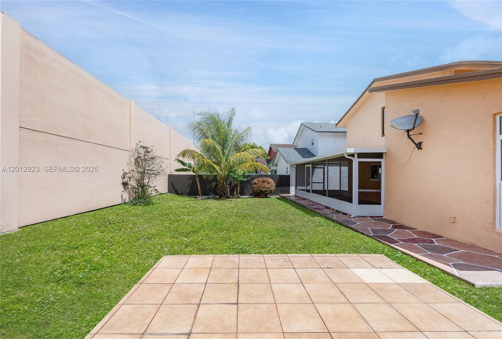 1007 NW 106th Ave Cir, Miami FL 33172 photo 3