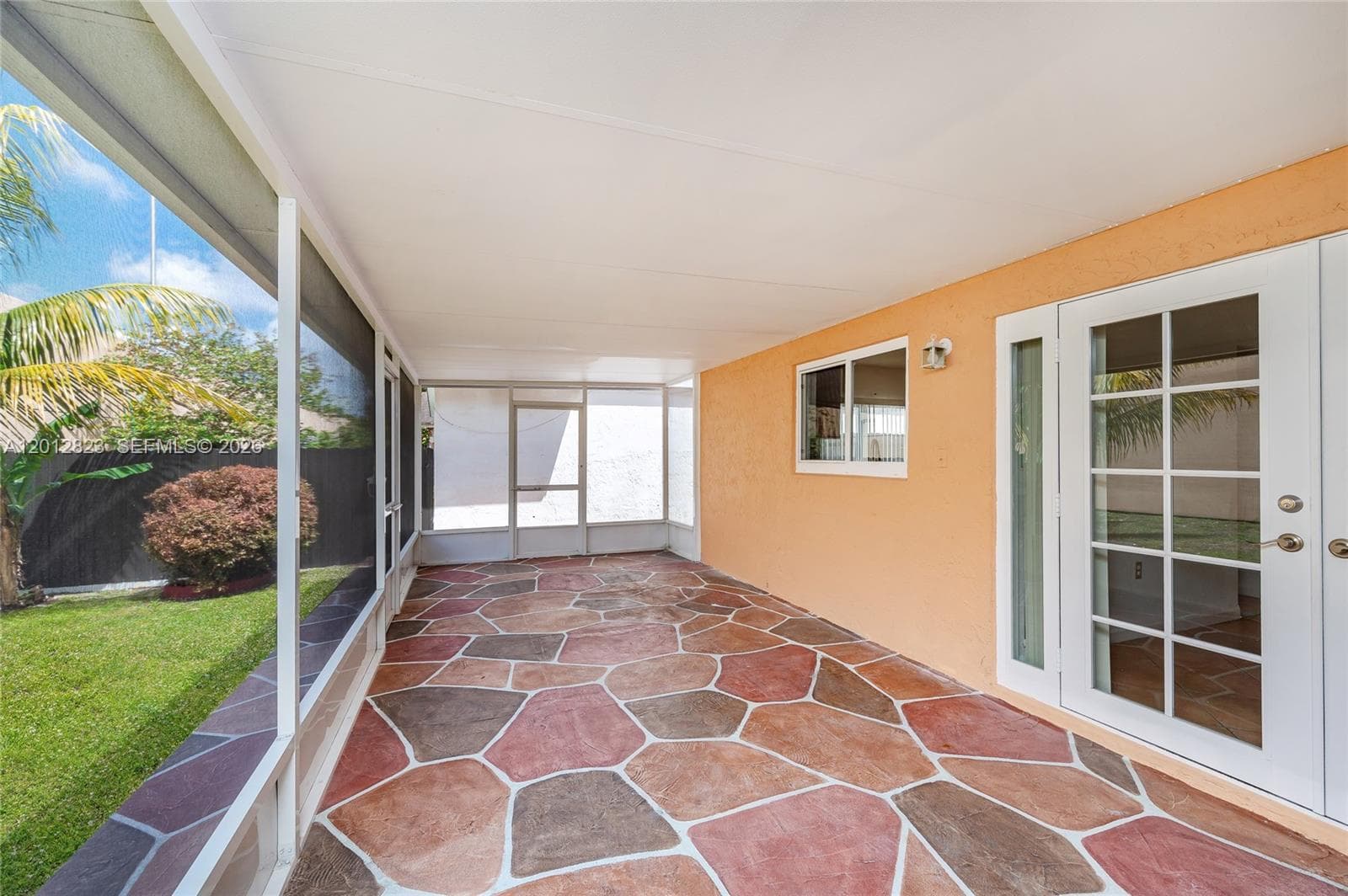 1007 NW 106th Ave Cir, Miami FL 33172 photo 4