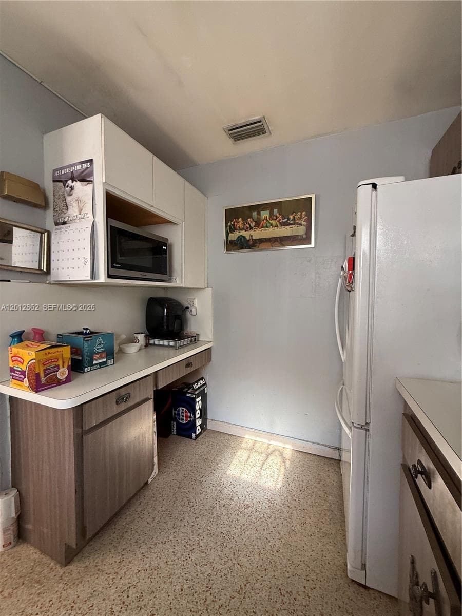 399 W 12th St, Hialeah FL 33010 photo 2