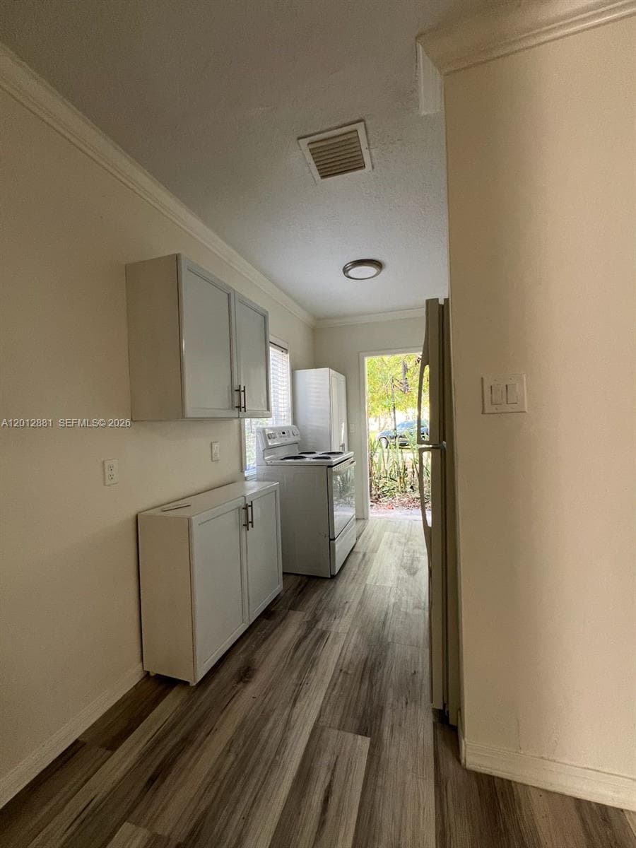 915 N 19th Ave, Hollywood FL 33020 photo 3