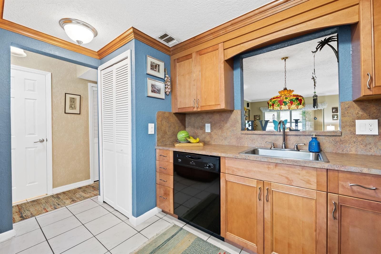8004 Lagos De Campo Boulevard # 203, Tamarac FL 33321 photo 3