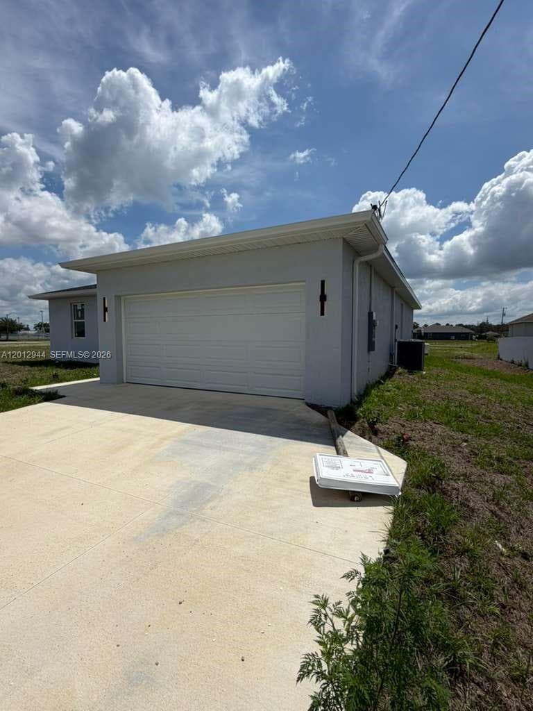3629 E Gator Cir, Cape Coral FL 33909 photo 4