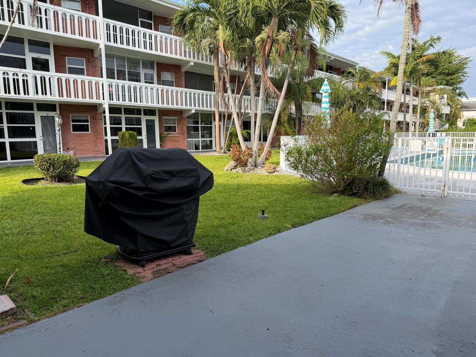 161 NE 10th Avenue # 12b, Hallandale Beach FL 33009 photo 5