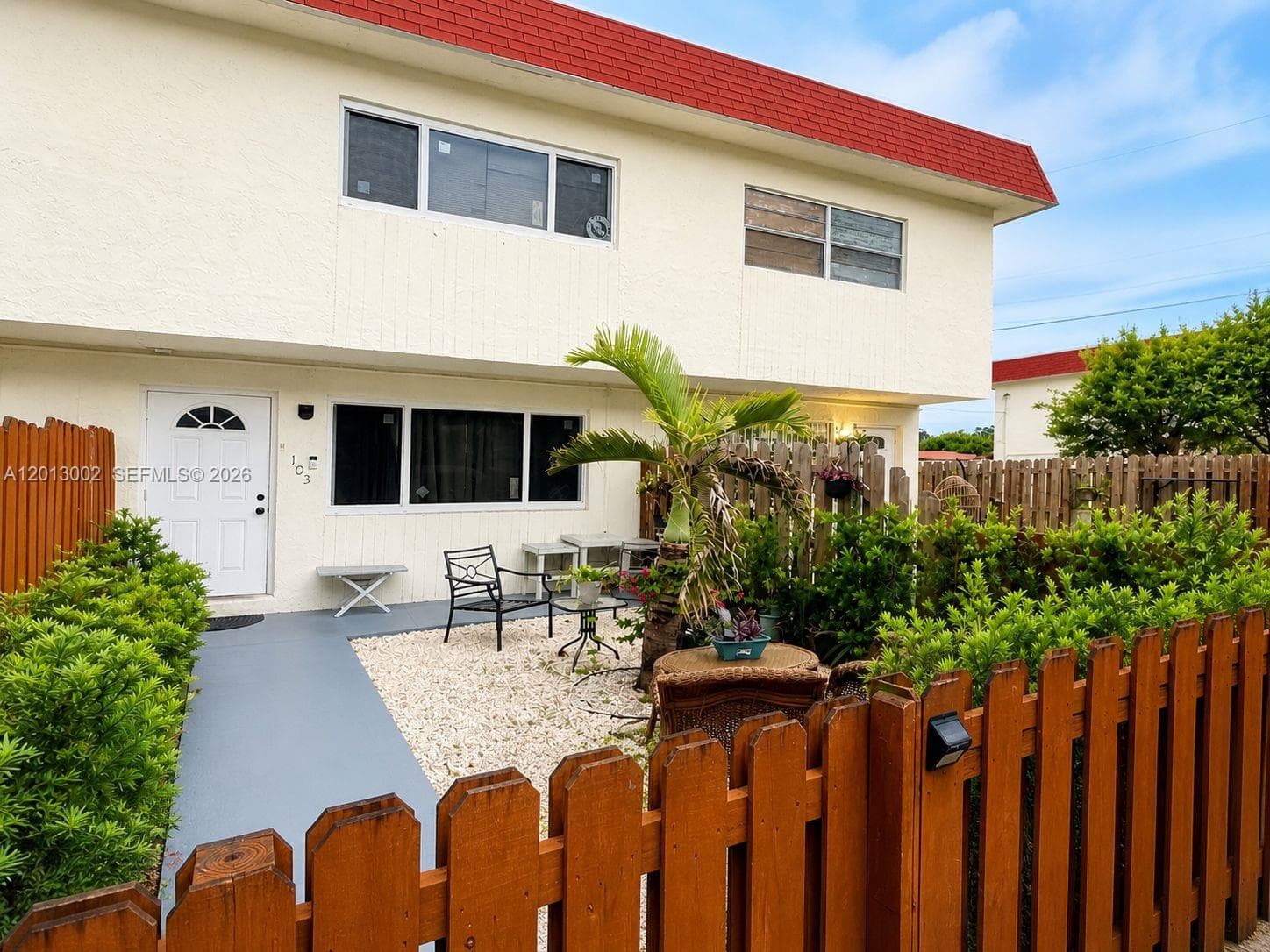 1520 NE 151st St # 103, Miami FL 33162