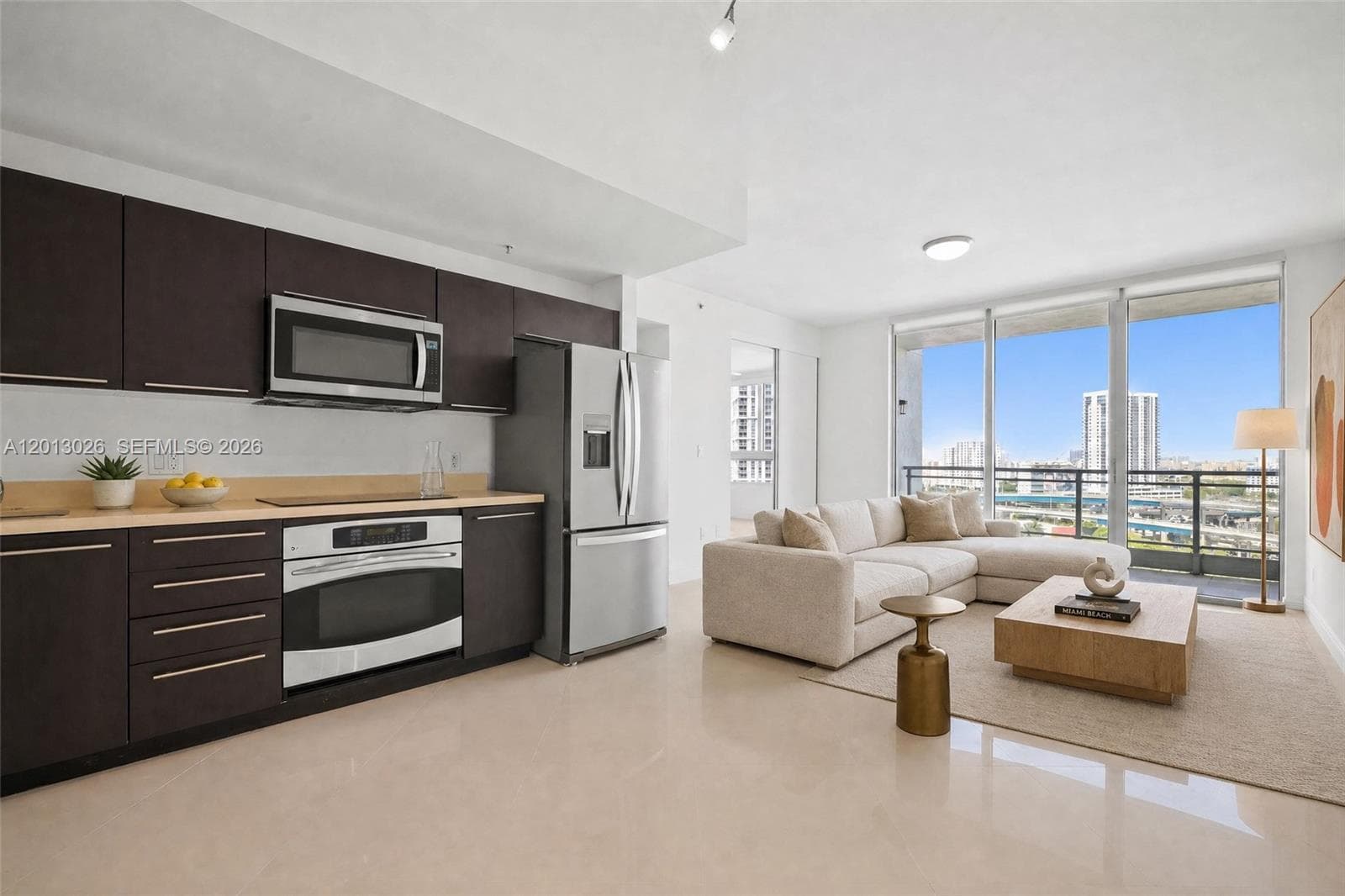 90 SW 3rd St # 1608, Miami FL 33130 photo 2
