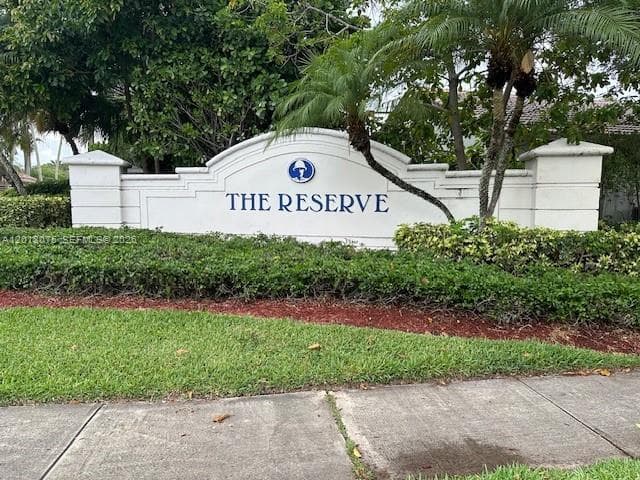 17110 NW 10th St, Pembroke Pines FL 33028 photo 2