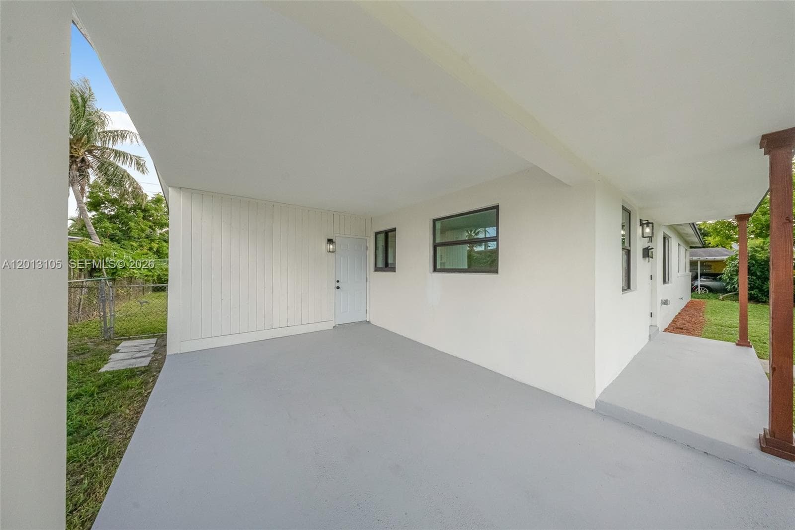 291 NW 184th Ter, Miami Gardens FL 33169 photo 2