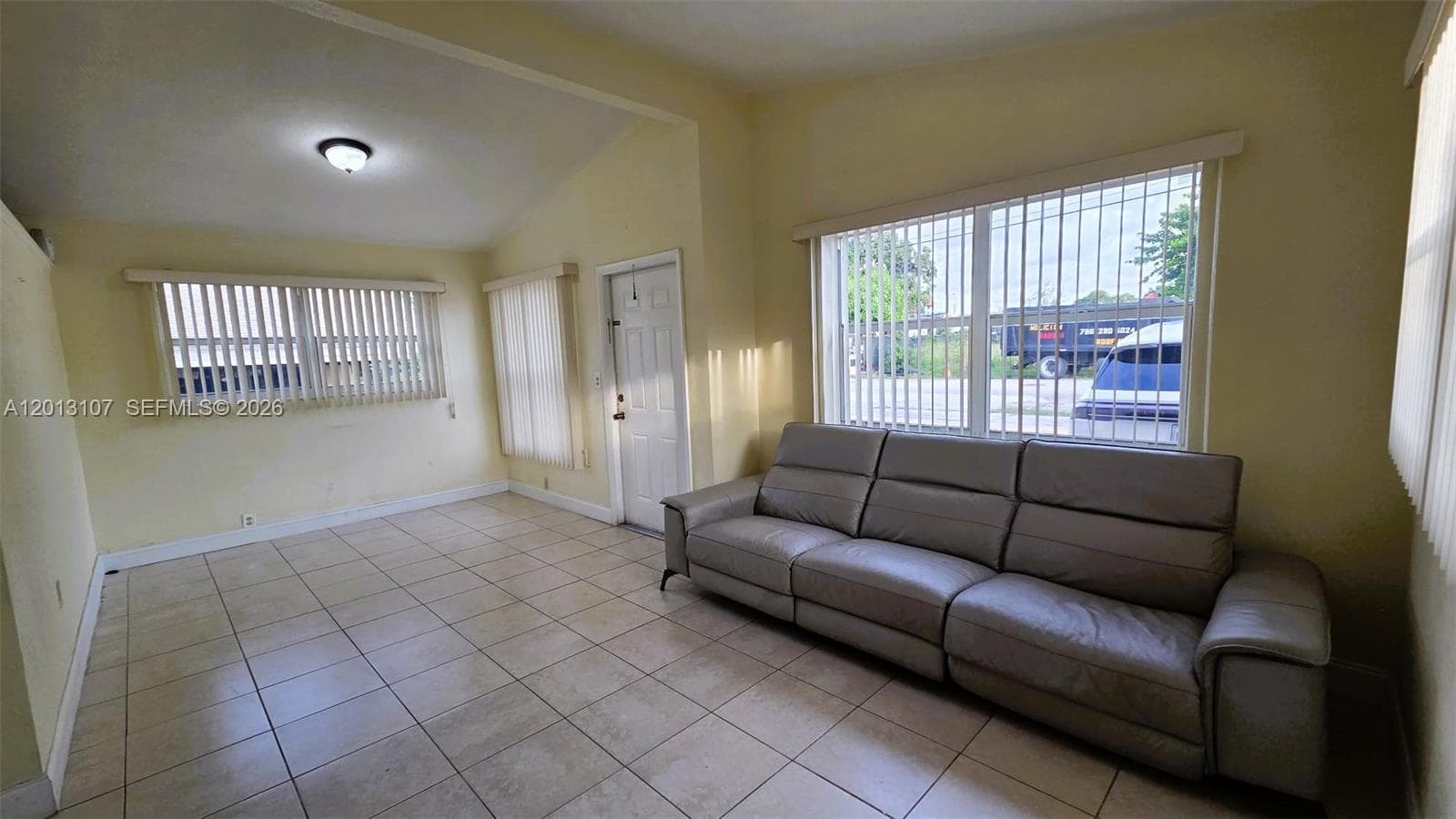 2335 NW 55th St, Miami FL 33142 photo 4