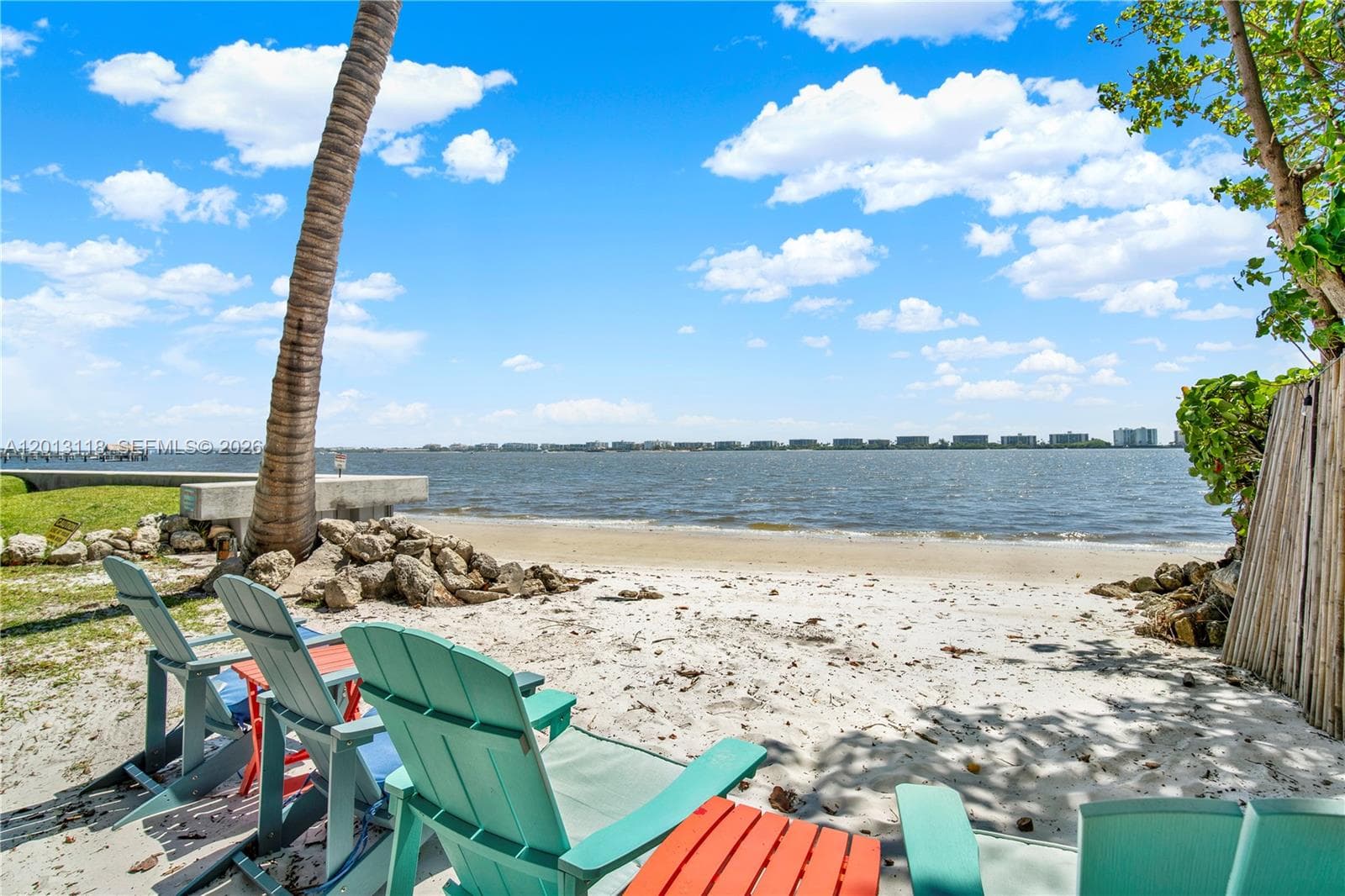 1516 S Lakeside Dr # 105, Lake Worth, FL 33460 photo 2