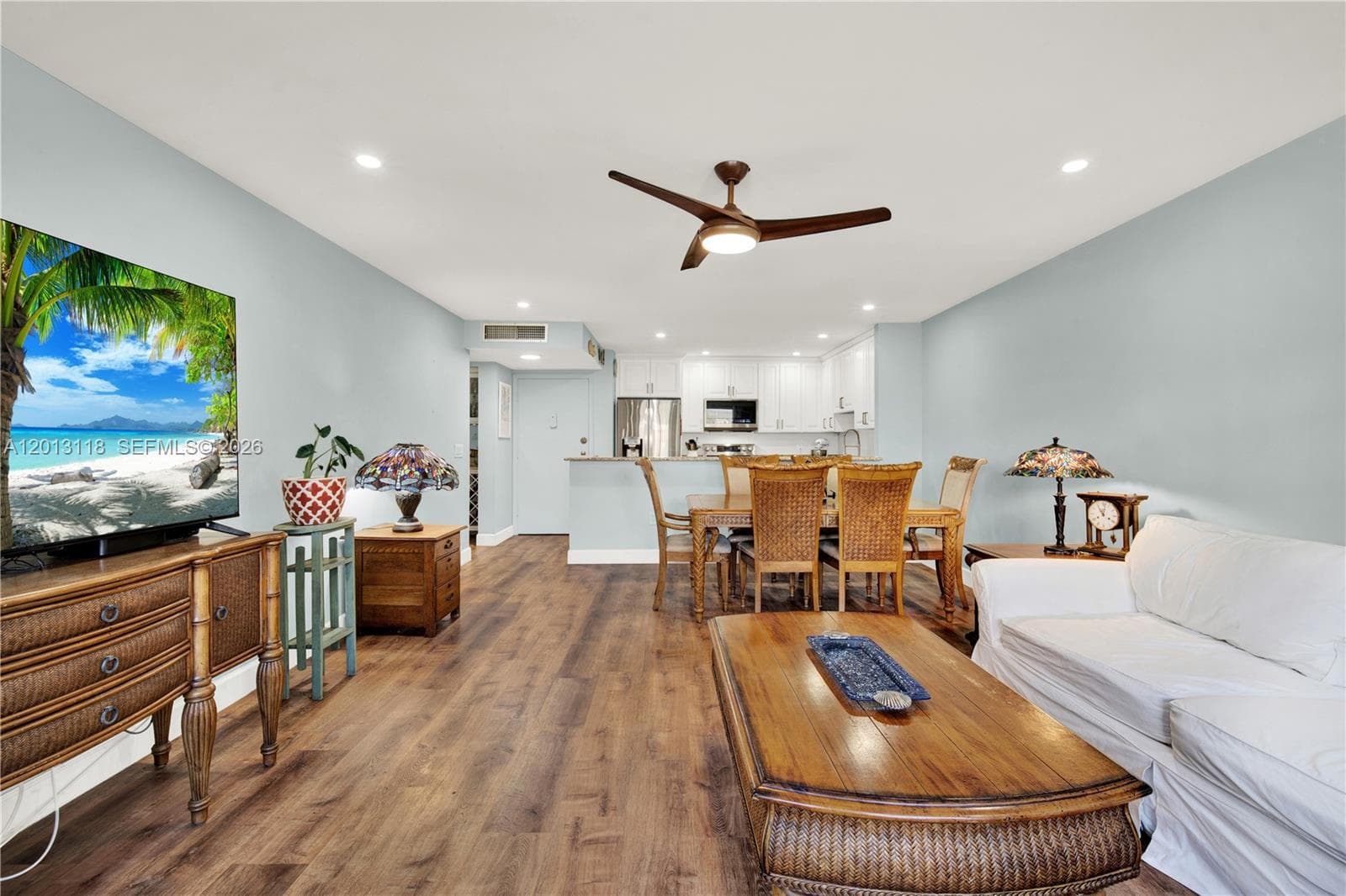 1516 S Lakeside Dr # 105, Lake Worth, FL 33460 photo 4