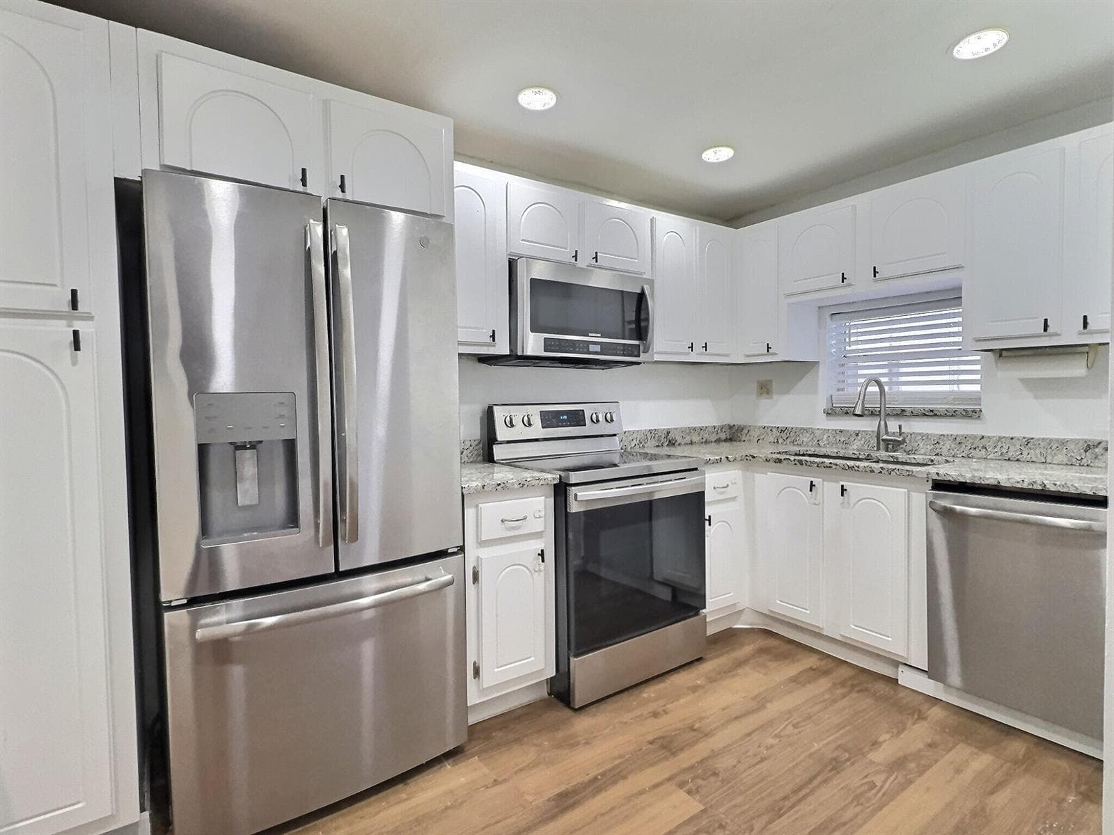 400 S Hollybrook Drive # 202, Pembroke Pines FL 33025 photo 2