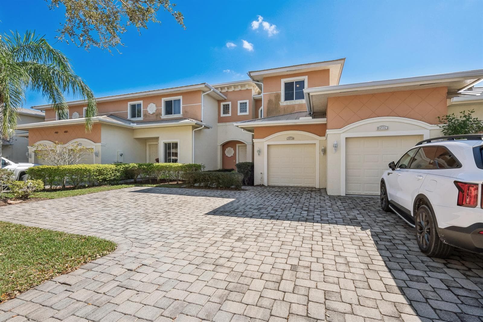 2584 SW Stockbridge Sq Square SW, Vero Beach FL 32962 photo 5