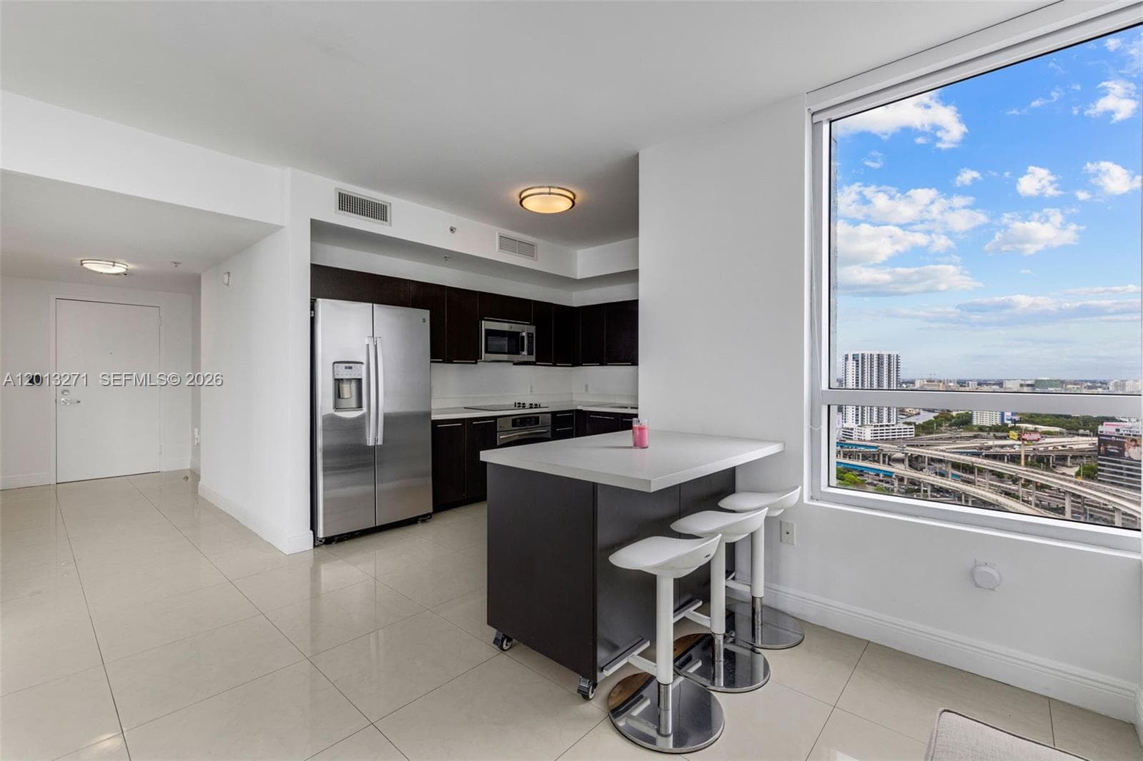 90 SW 3rd St # 2504, Miami FL 33130 photo 3