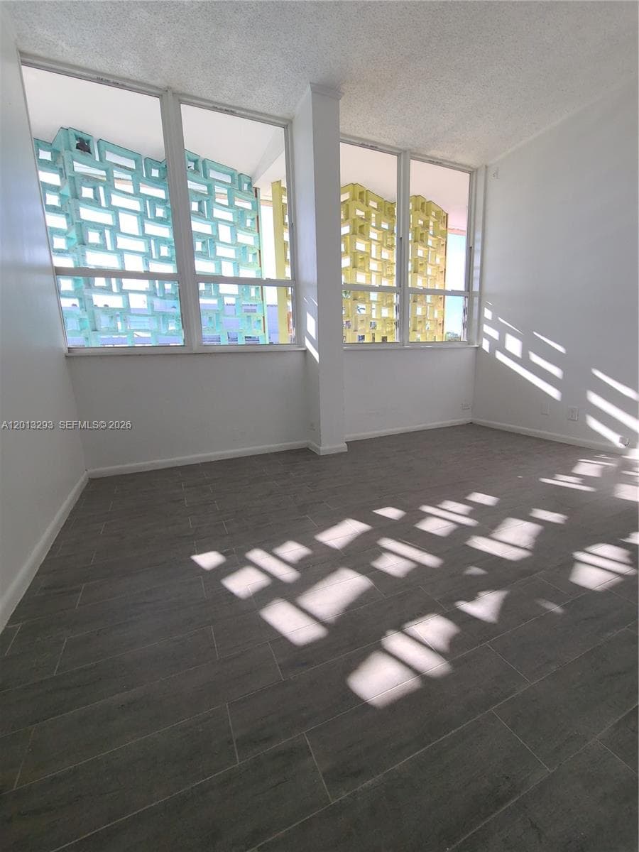 2406 E Oakland Park Blvd, Fort Lauderdale FL 33306 photo 5