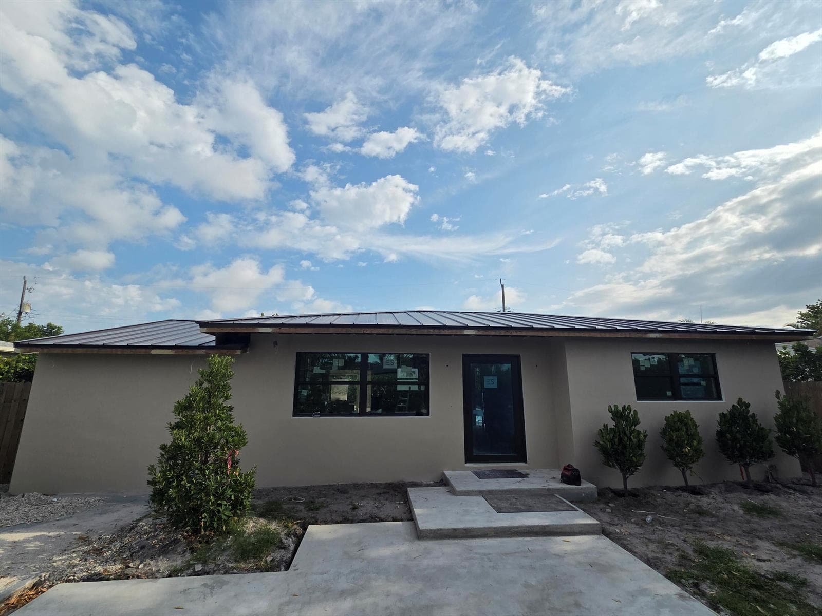329 Laurie Road, West Palm Beach FL 33405 photo 2