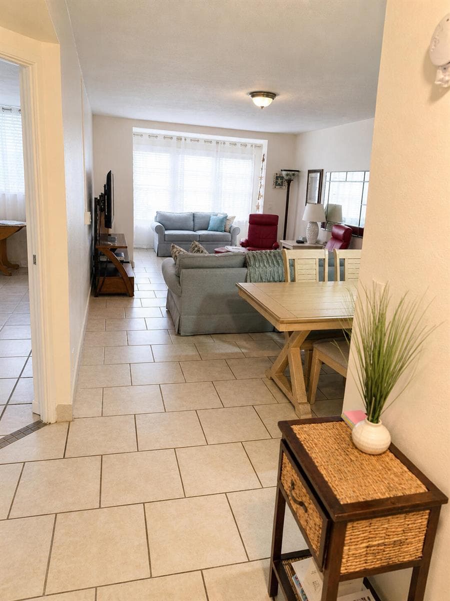 2841 Somerset Drive # 107, Lauderdale Lakes FL 33311 photo 4