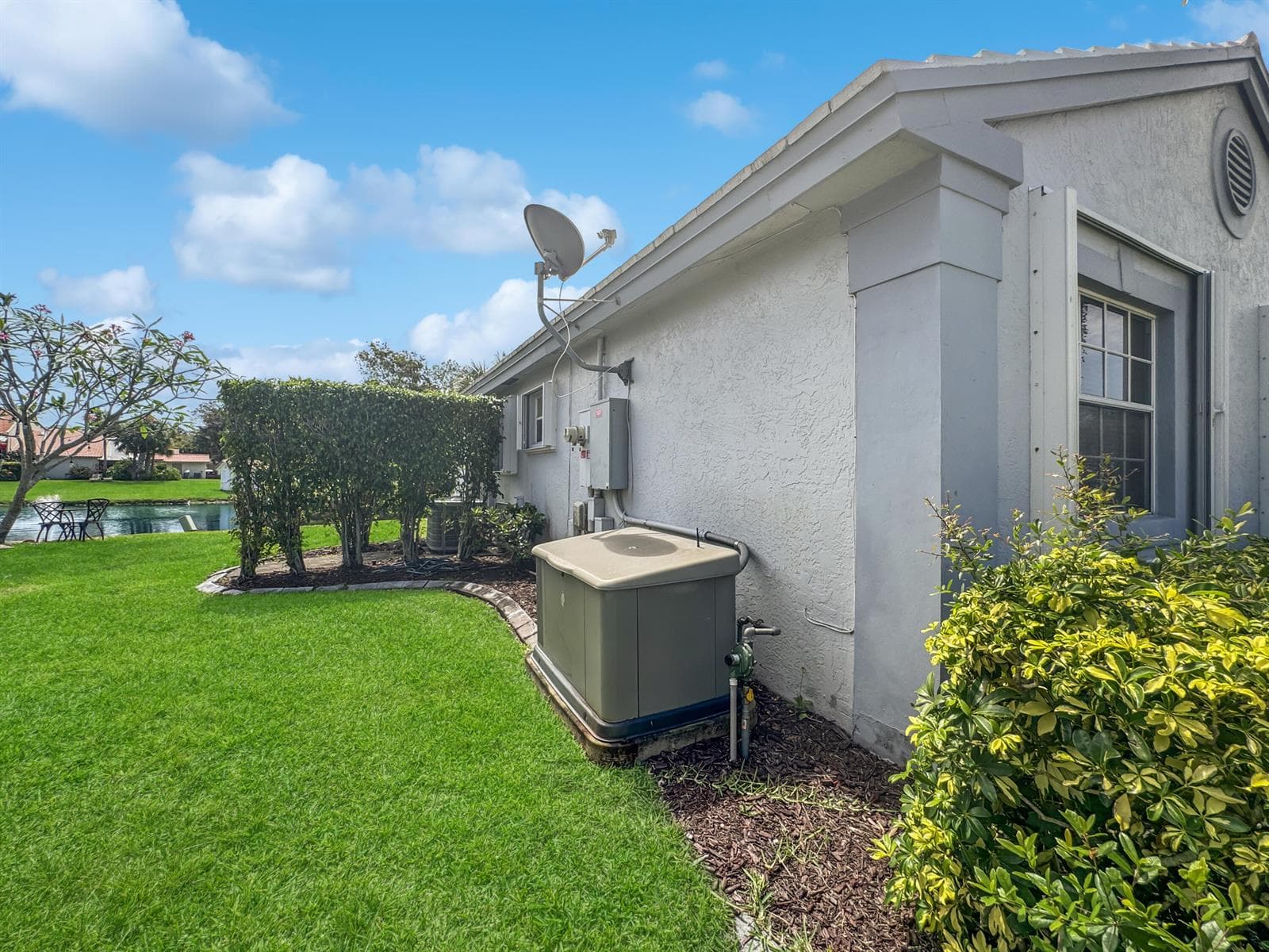 180 NW 47th Avenue, Deerfield Beach FL 33442 photo 2
