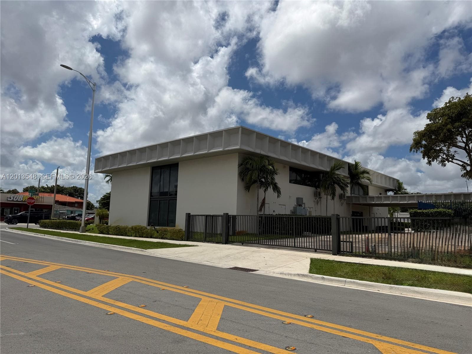 1601 E 4th Ave, Hialeah FL 33010 photo 3
