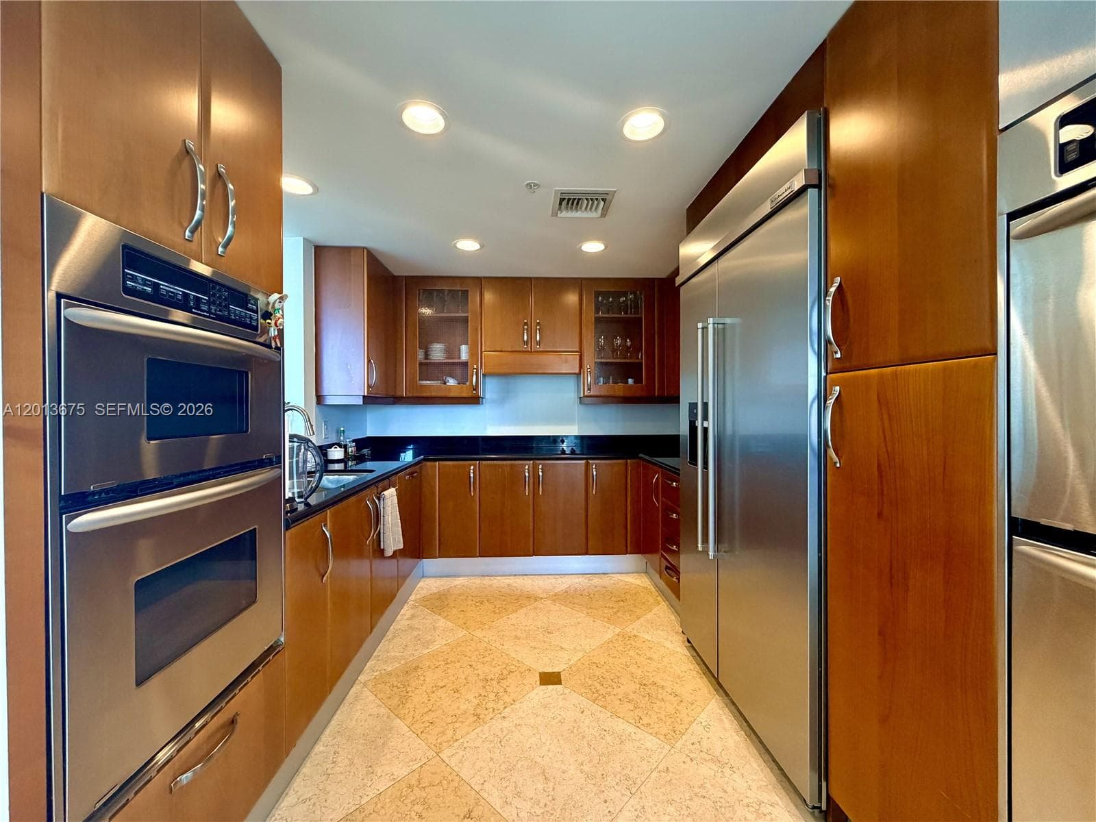 19400 Turnberry Way # 731, Aventura FL 33180 photo 4