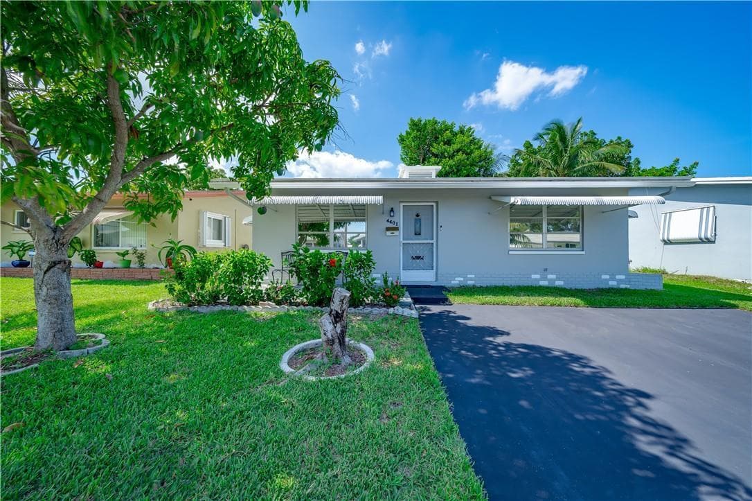 4401 NW 47th Street, Tamarac FL 33319 photo 2