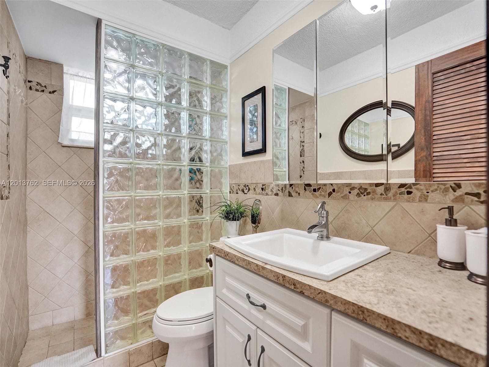 2600 Diana Dr # 105, Hallandale Beach FL 33009 photo 3