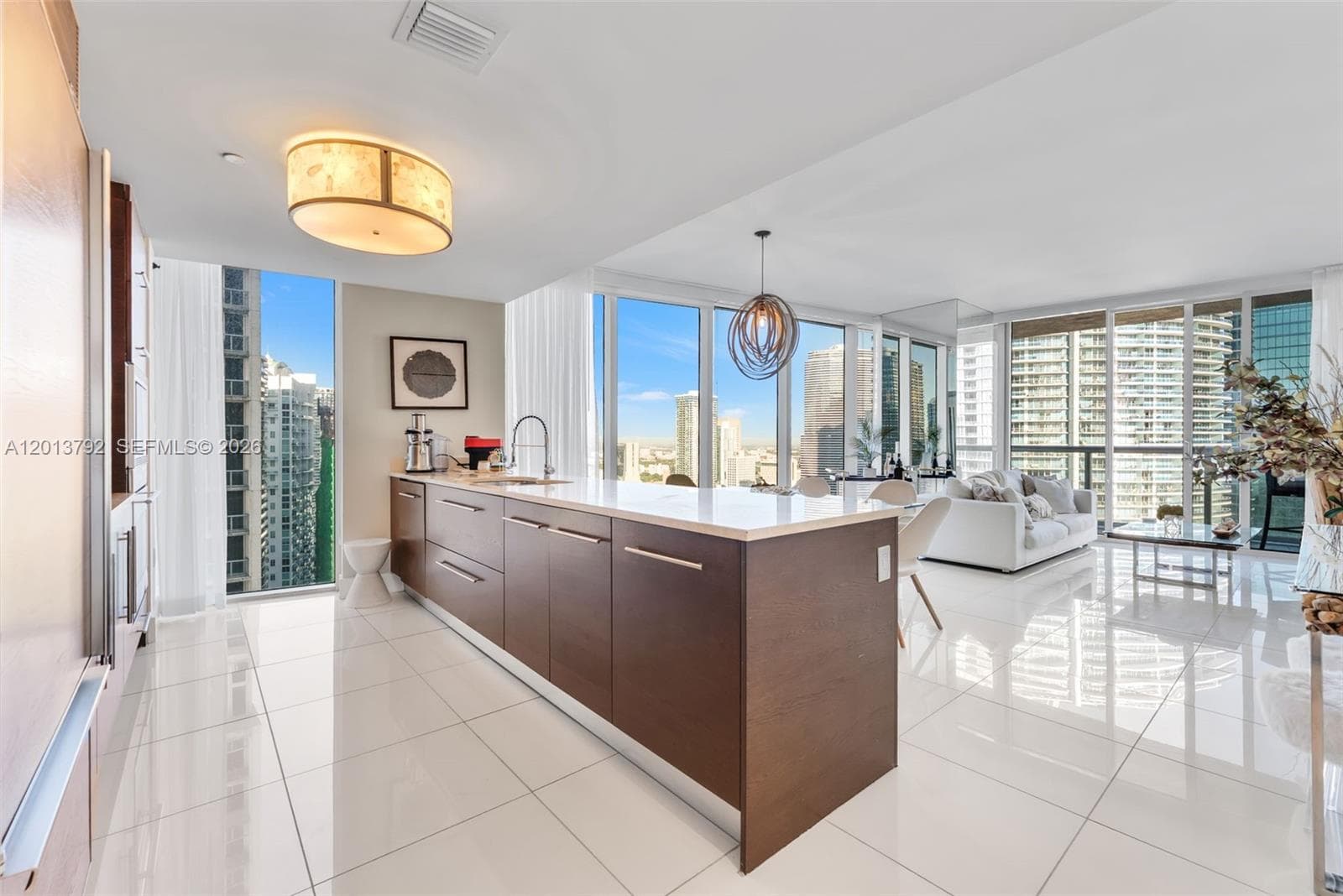 475 Brickell Ave # 3515, Miami, FL 33131 photo 4