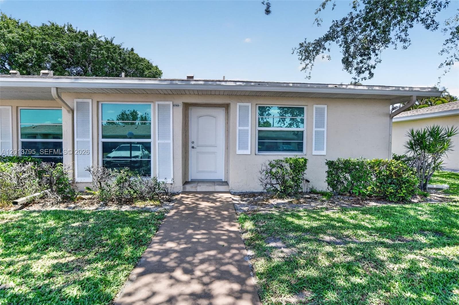 8749 Belle Aire Dr, Boca Raton FL 33433 photo 4