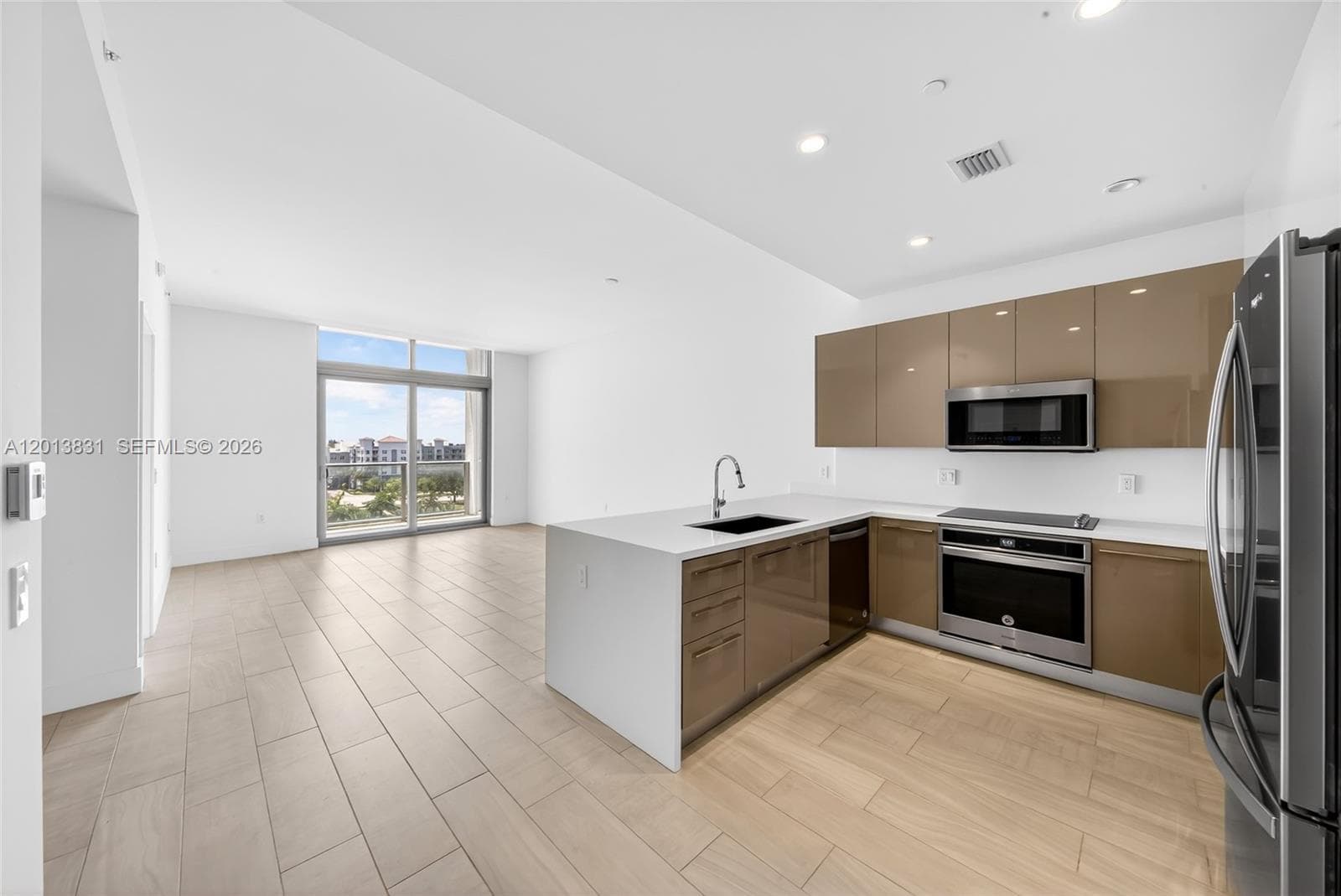 2000 Metropica Way # 615, Sunrise FL 33323 photo 2