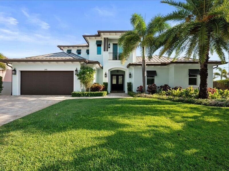 205 Body Court, Jupiter FL 33477 photo 2
