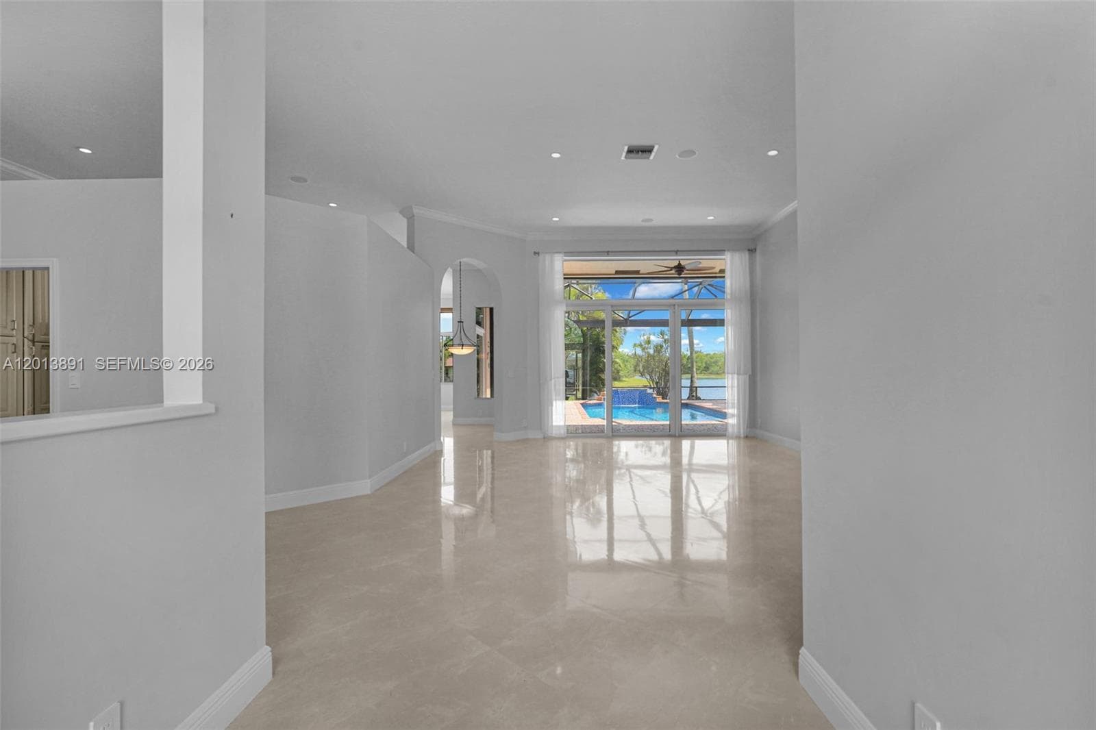 2715 Edgewater Court, Weston FL 33332 photo 5