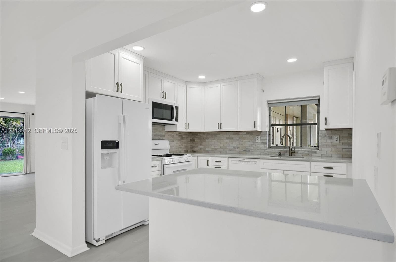 3045 SW 124th Ct, Miami FL 33175 photo 2